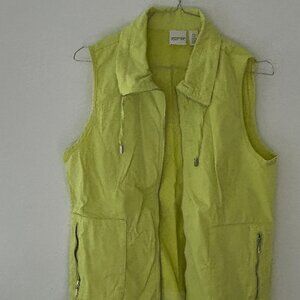 Z'ENERGY Golf by CHICO'S Women’s performance vest Yellowish Green SZ 0 Zip Front